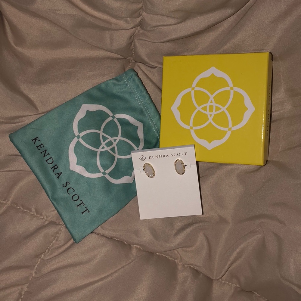 Kendra Scott earrings